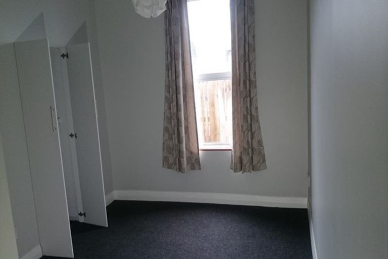 Photo of property in 17 Bradshaw Street, South Dunedin, Dunedin, 9012