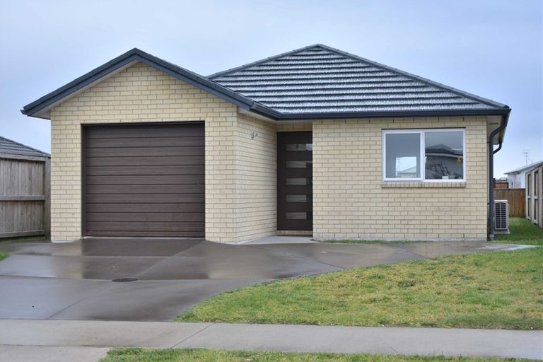 Photo of property in 36 Cupples Street, Papamoa Beach, Papamoa, 3118