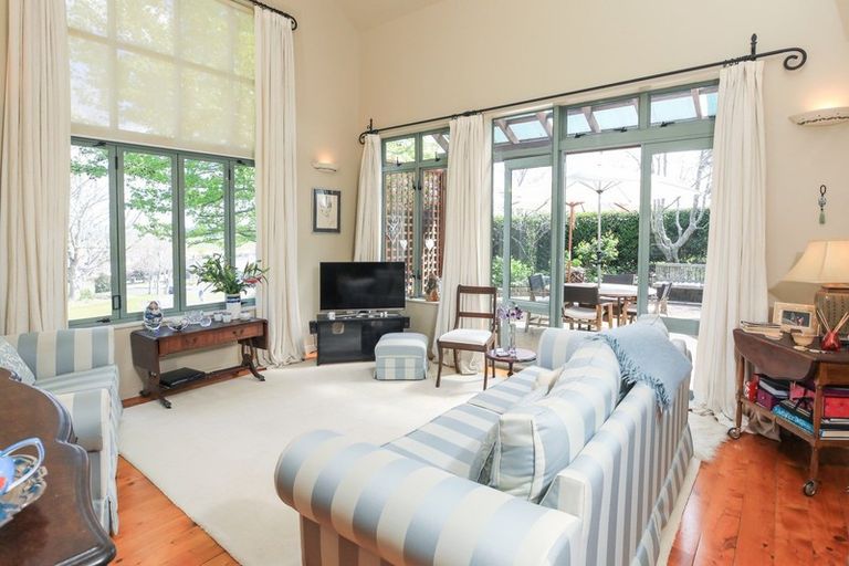 Photo of property in 1 Smyth Place, Western Heights, Hamilton, 3200