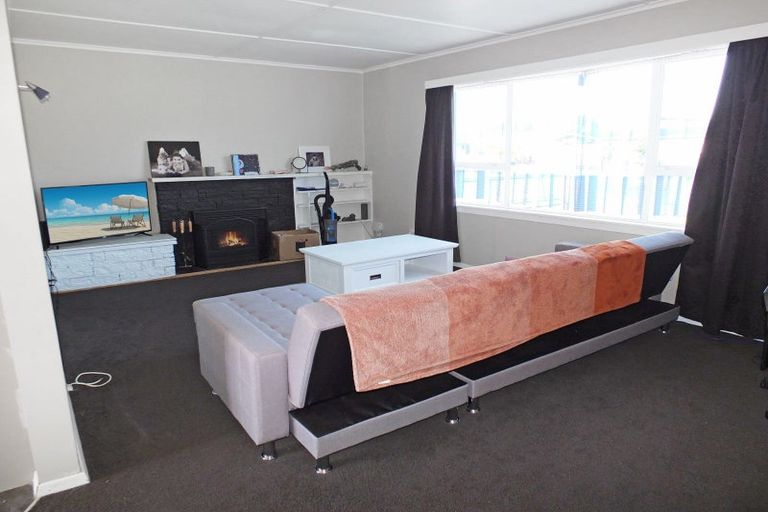 Photo of property in 63 Cook Street, Foxton, 4814