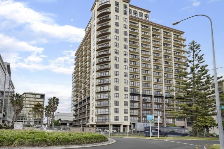 Photo of property in The Rennaissance, 4g/18 Ronwood Avenue, Manukau, Auckland, 2104