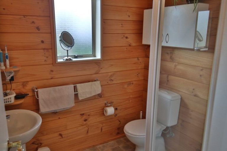 Photo of property in 2 Halyard Loop, Haruru, 0204