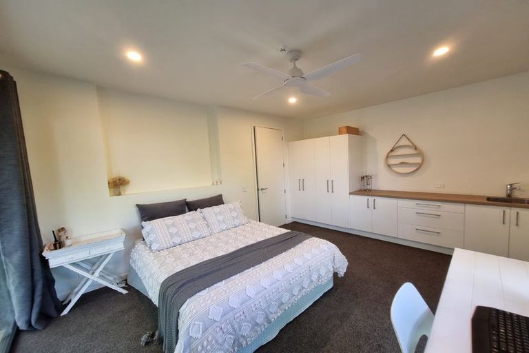 Photo of property in 4a Manon Crescent, Greenhithe, Auckland, 0632