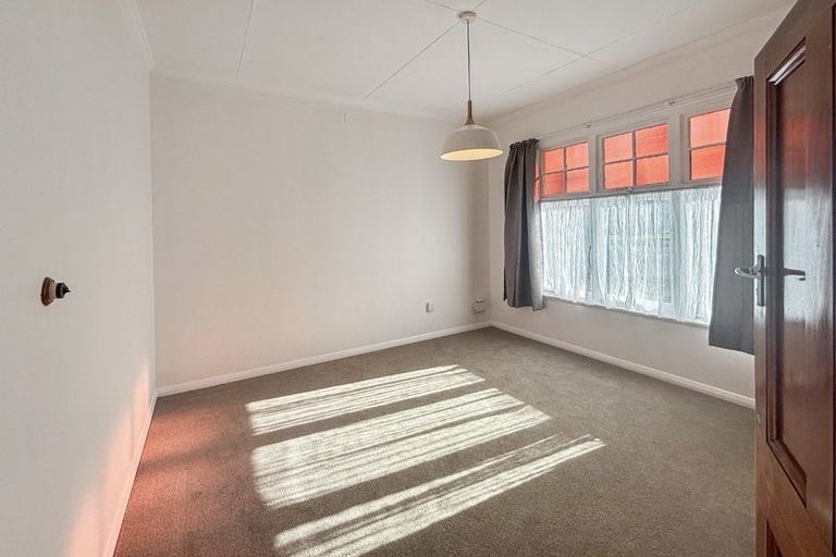 Photo of property in 7 Windsor Street, Dannevirke, 4930