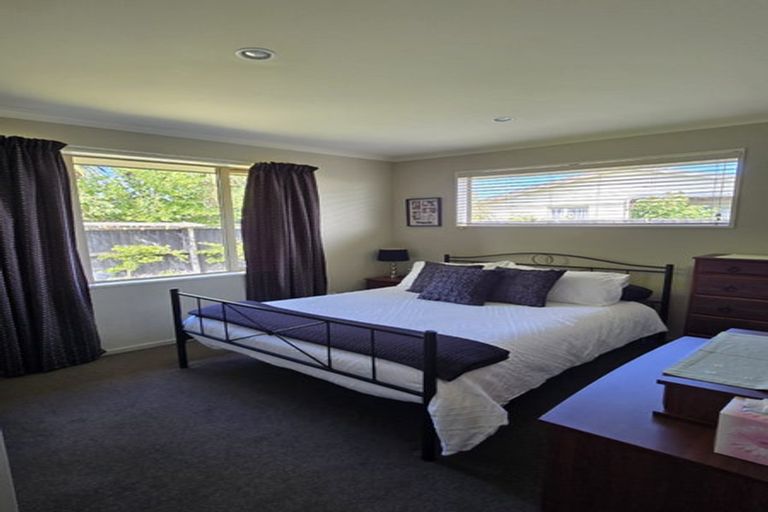 Photo of property in 15a Seadown Crescent, Amberley, 7410