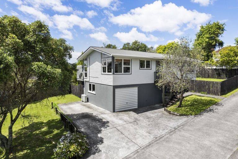 Photo of property in 69a Woodglen Road, Glen Eden, Auckland, 0602