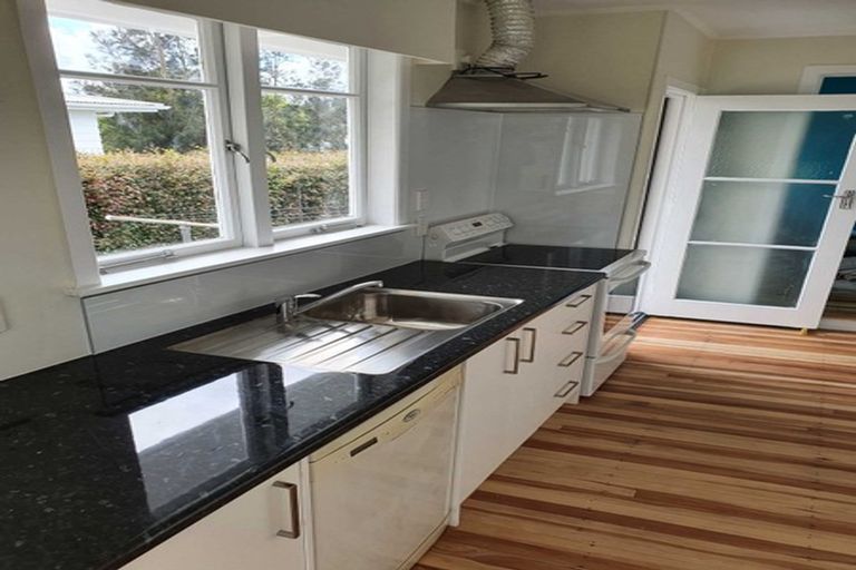 Photo of property in 4 Wessex Street, Tikipunga, Whangarei, 0112