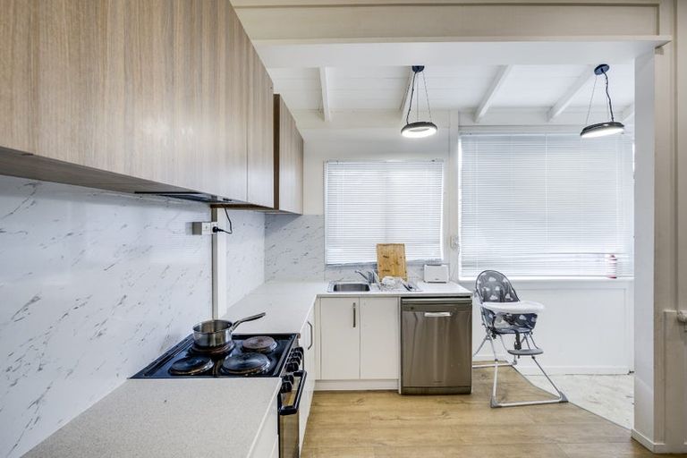 Photo of property in 17 Latham Street, Napier South, Napier, 4110