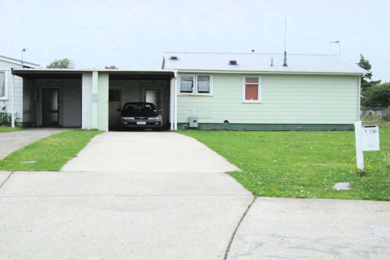 Photo of property in 17a Bede Place, Mangere, Auckland, 2022