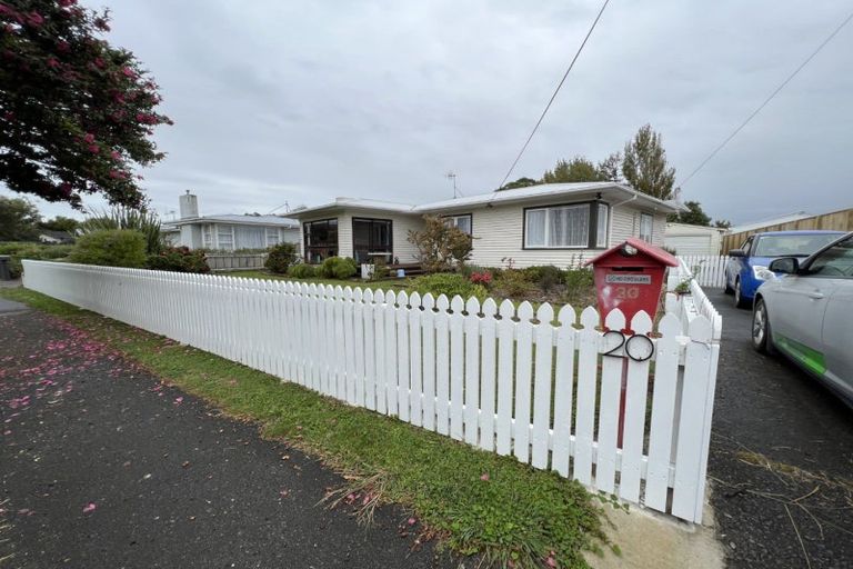 Photo of property in 20 Buick Crescent, Awapuni, Palmerston North, 4412