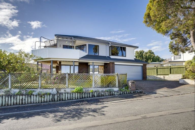Photo of property in 19a Roslyn Road, Bluff Hill, Napier, 4110