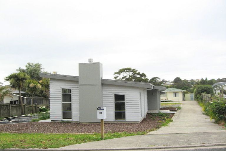 Photo of property in 17 Brixton Road, Manly, Whangaparaoa, 0930