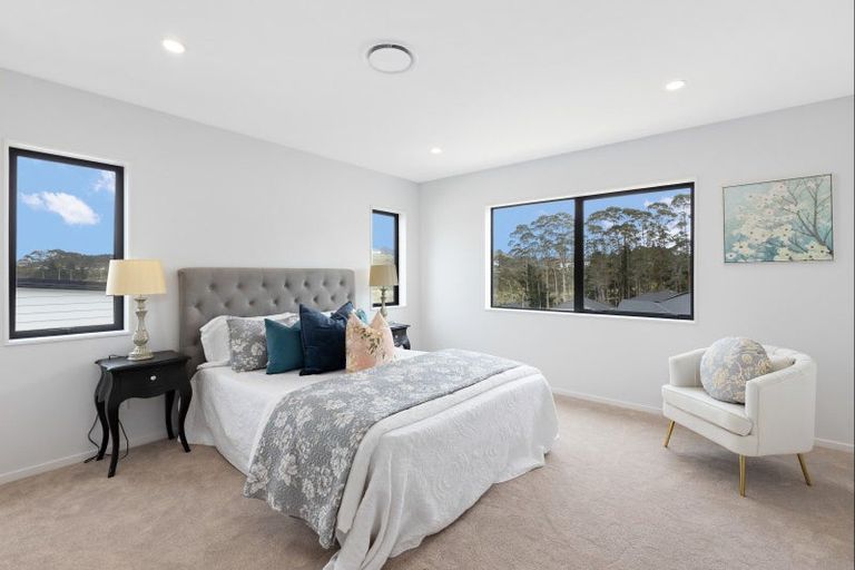 Photo of property in 279 West Hoe Heights, Orewa, 0931