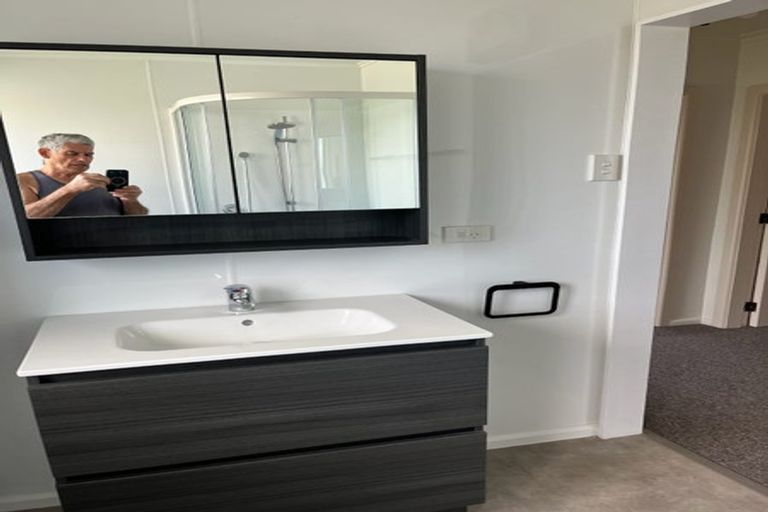 Photo of property in 28 Harlech Street, Oamaru North, Oamaru, 9400