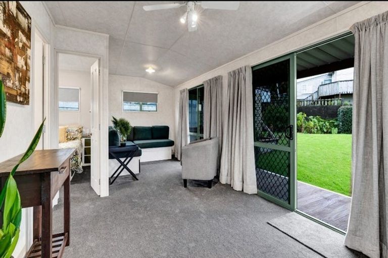 Photo of property in 197b Seaview Road, Westown, New Plymouth, 4310