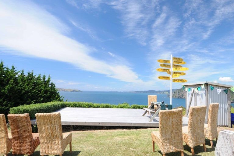 Photo of property in 1025 Taupo Bay Road, Taupo Bay, Mangonui, 0494
