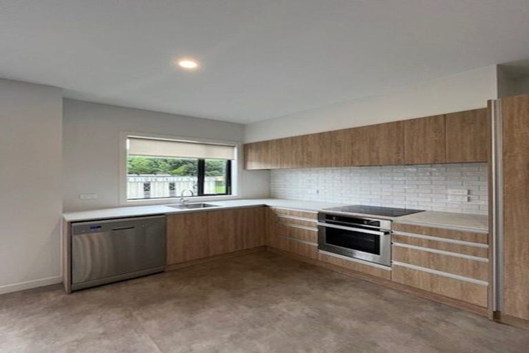 Photo of property in 4/23 Middleton Road, Johnsonville, Wellington, 6037