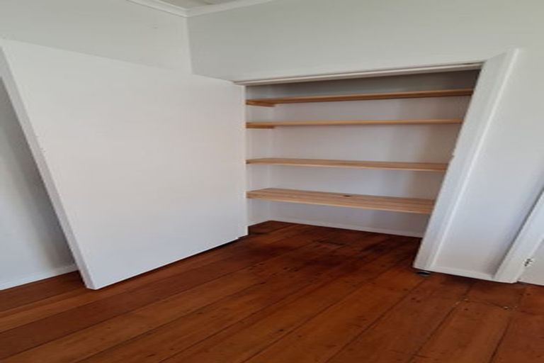 Photo of property in 45 York Street, Moera, Lower Hutt, 5010