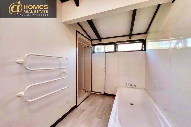 Photo of property in 7 Galaxy Drive, Mairangi Bay, Auckland, 0630