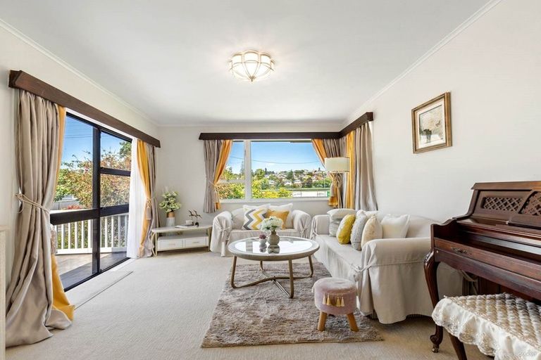 Photo of property in 126 Archers Road, Glenfield, Auckland, 0629