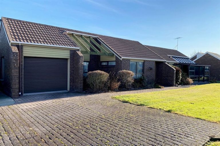 Photo of property in 126 Clyde Street, Balclutha, 9230