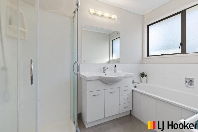 Photo of property in 3 Campbell Street, Waiuku, 2123