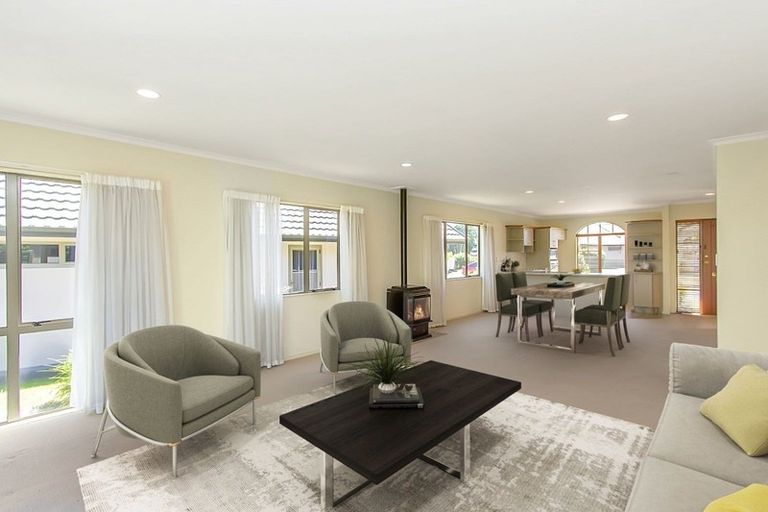 Photo of property in 285 Vaughan Road, Owhata, Rotorua, 3010