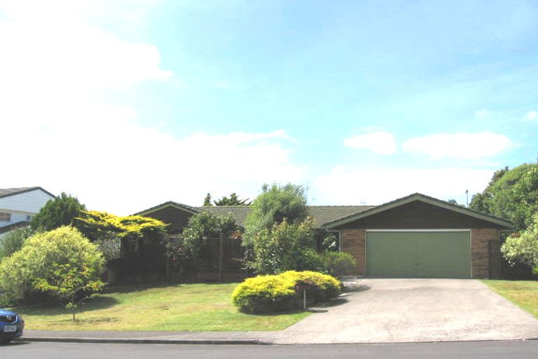 Photo of property in 7 Centorian Drive, Windsor Park, Auckland, 0632