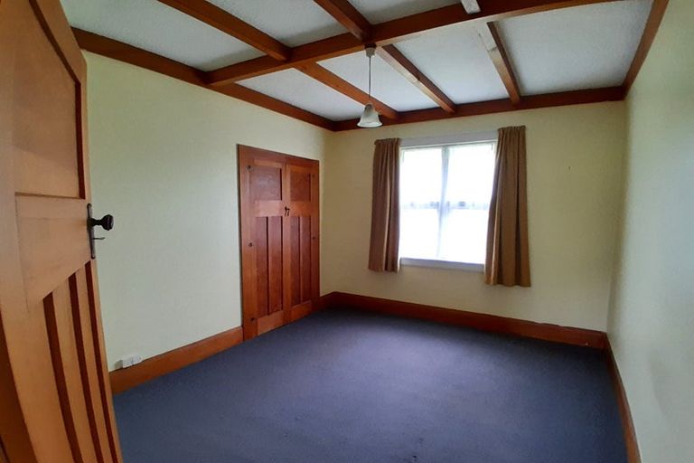 Photo of property in 132 Waihou Road, Levin, 5571