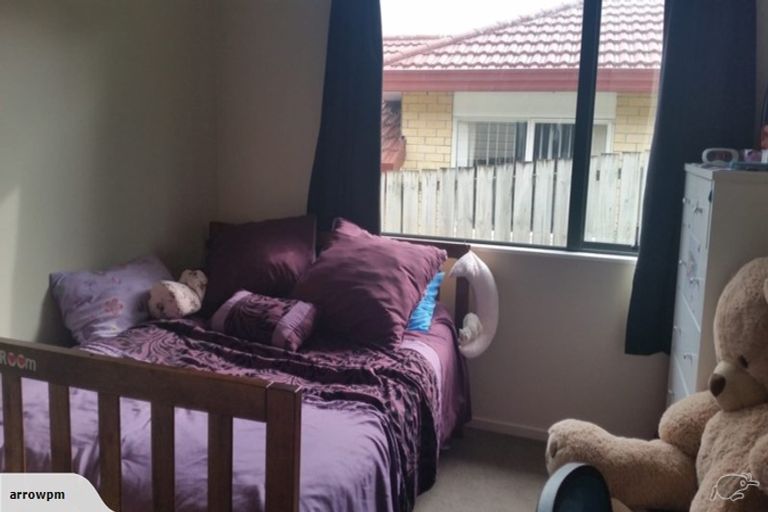 Photo of property in 10 Ali Place, Ranui, Auckland, 0612