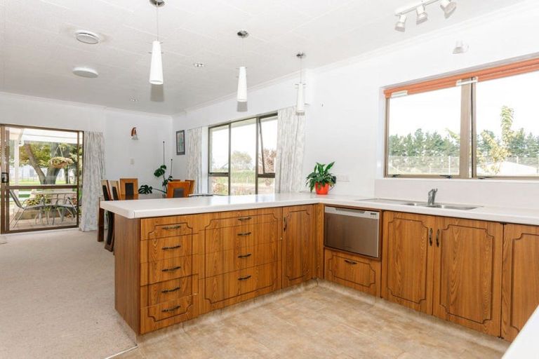 Photo of property in 47 Laws Road, Dannevirke, 4972