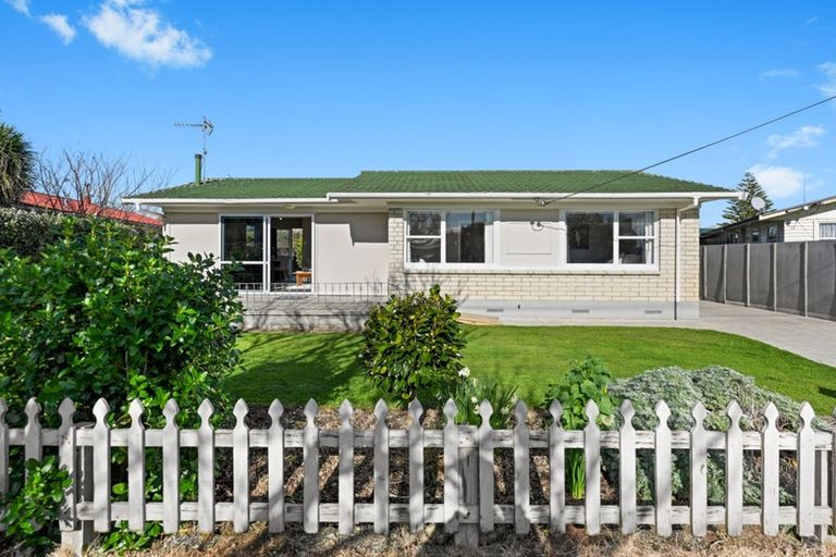 Photo of property in 28 Alderson Road, Fairview Downs, Hamilton, 3214