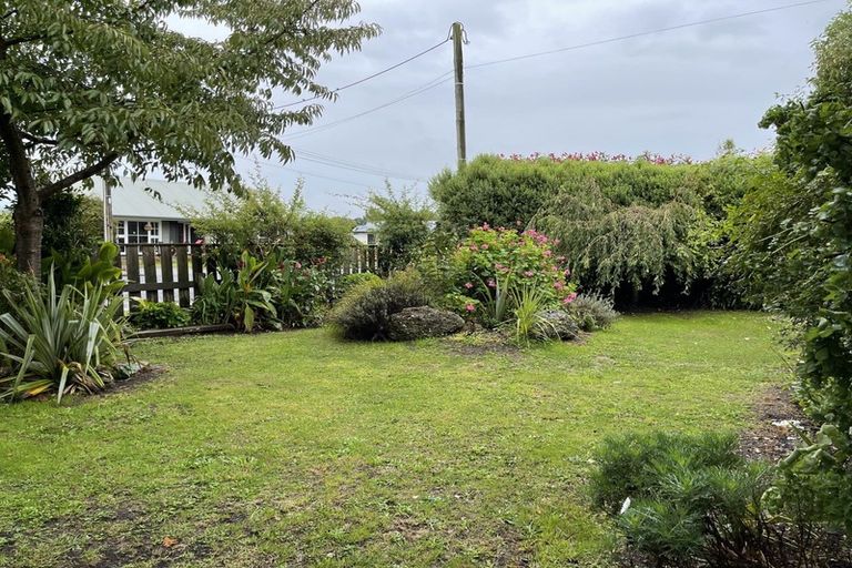 Photo of property in 8a Shanly Street, Waipawa, 4210
