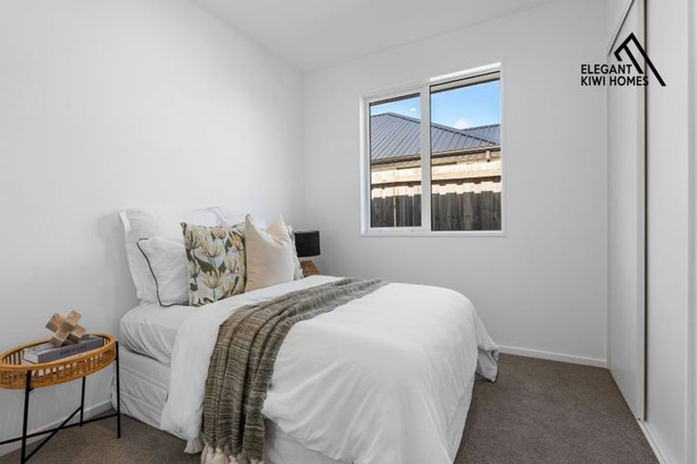 Photo of property in 35 Navarra Road, Halswell, 8025