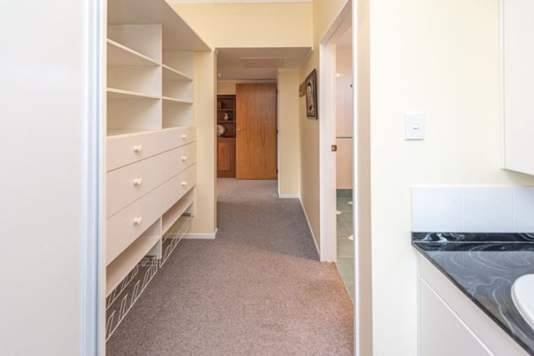 Photo of property in 52 Shakespeare Road, Bastia Hill, Whanganui, 4500