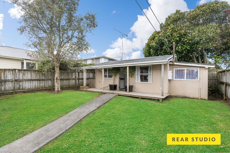 Photo of property in 14 Meadow Street, Mount Wellington, Auckland, 1062