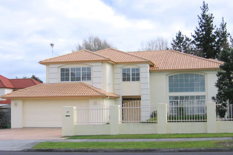 Photo of property in 29 Santa Ana Drive, Dannemora, Auckland, 2016