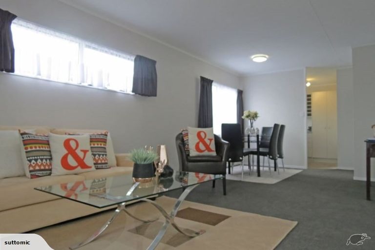 Photo of property in 75a Willis Road, Papakura, 2110