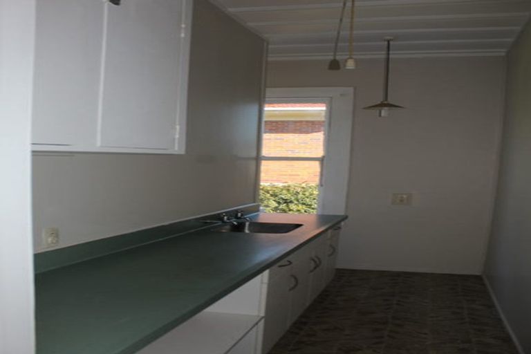 Photo of property in 7 Coles Crescent, Papakura, 2110