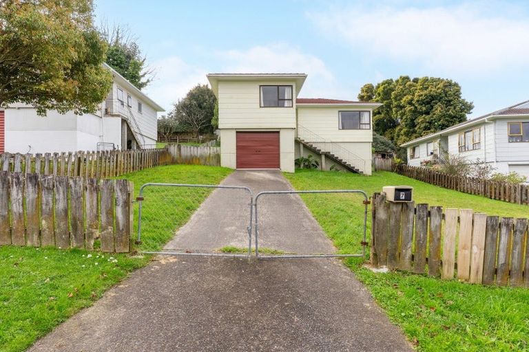 Photo of property in 7 Yule Place, Massey, Auckland, 0614