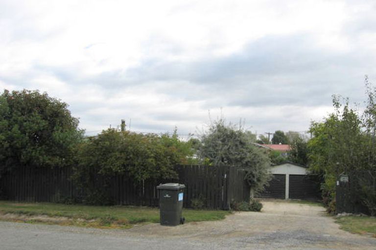 Photo of property in 43 Grove Avenue, Weston, Oamaru, 9401