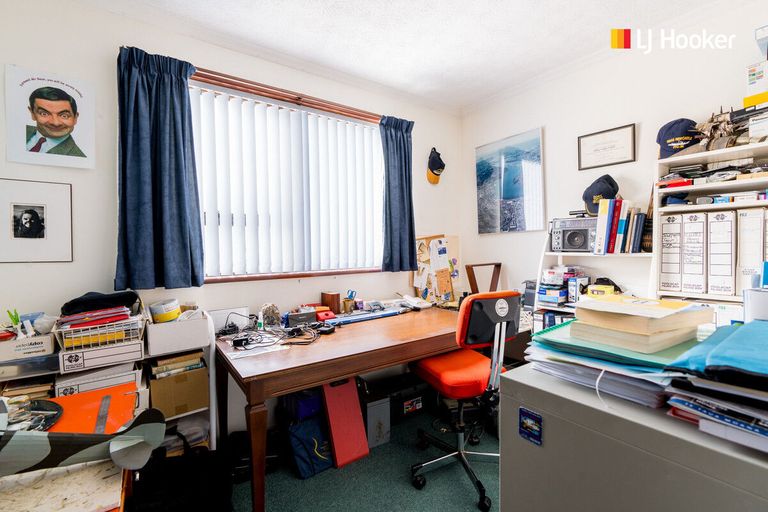 Photo of property in 71 Glenross Street, Glenross, Dunedin, 9011