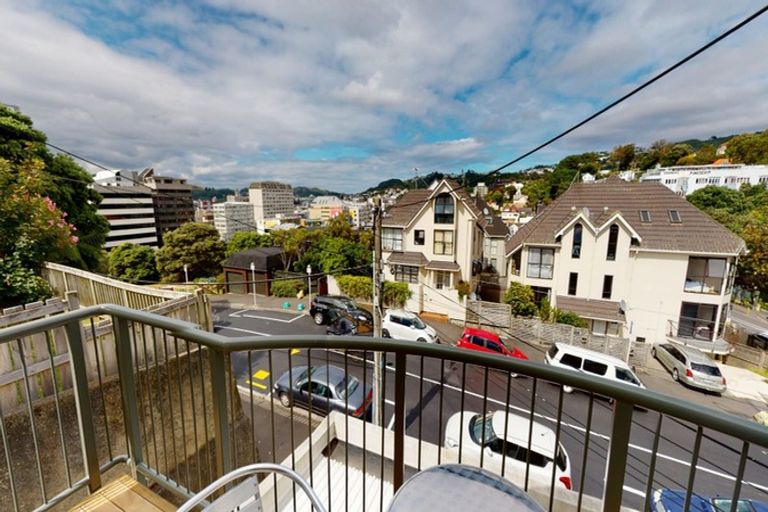Photo of property in 34 Macdonald Crescent, Te Aro, Wellington, 6011