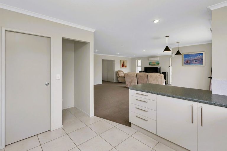 Photo of property in 20 Sando Way, One Tree Point, 0118