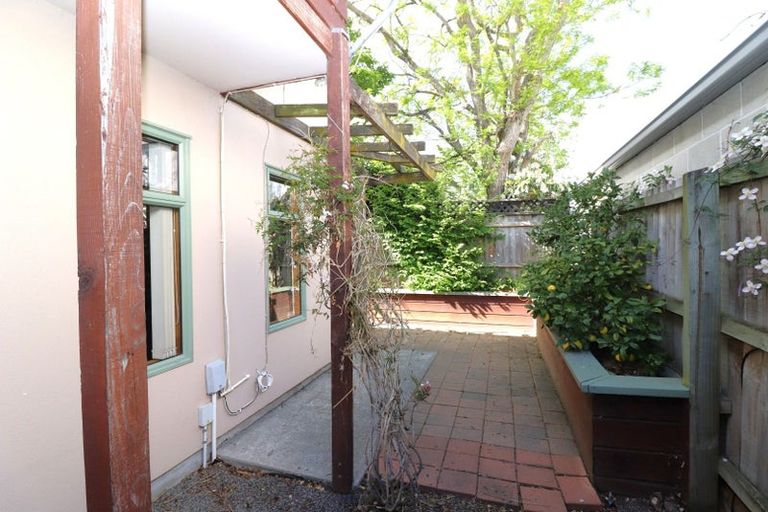 Photo of property in 15 Brockworth Place, Riccarton, Christchurch, 8011