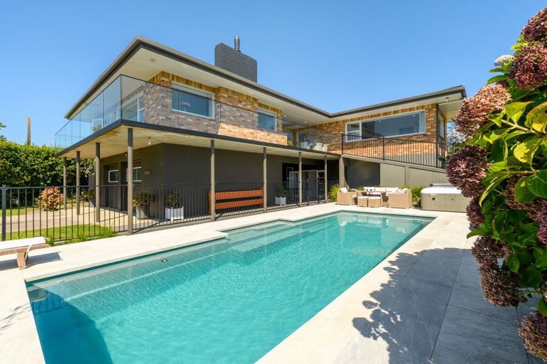 Photo of property in 19 Darraghs Road, Brookfield, Tauranga, 3110