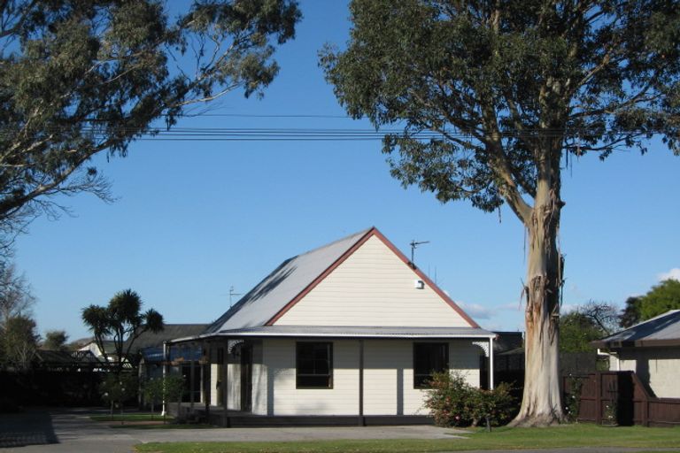 Photo of property in 844 Main North Road, Belfast, Christchurch, 8051