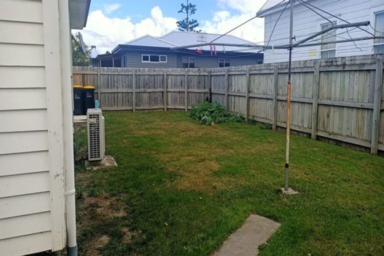 Photo of property in 10 Russell Street, Feilding, 4702