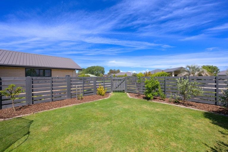 Photo of property in 16 Kakapo Lane, Motueka, 7120