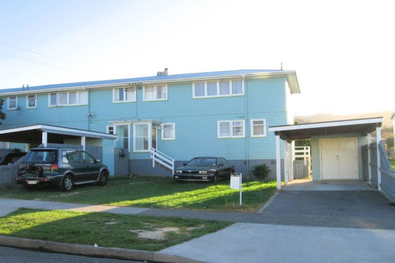 Photo of property in 10 Kahika Grove, Elsdon, Porirua, 5022